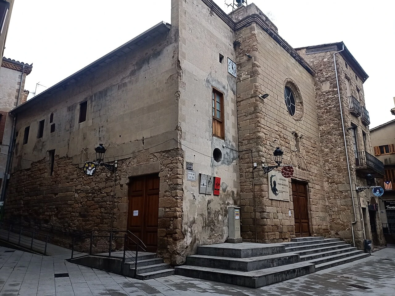 Iglesia de Sant Joan desde la plaza de Berga