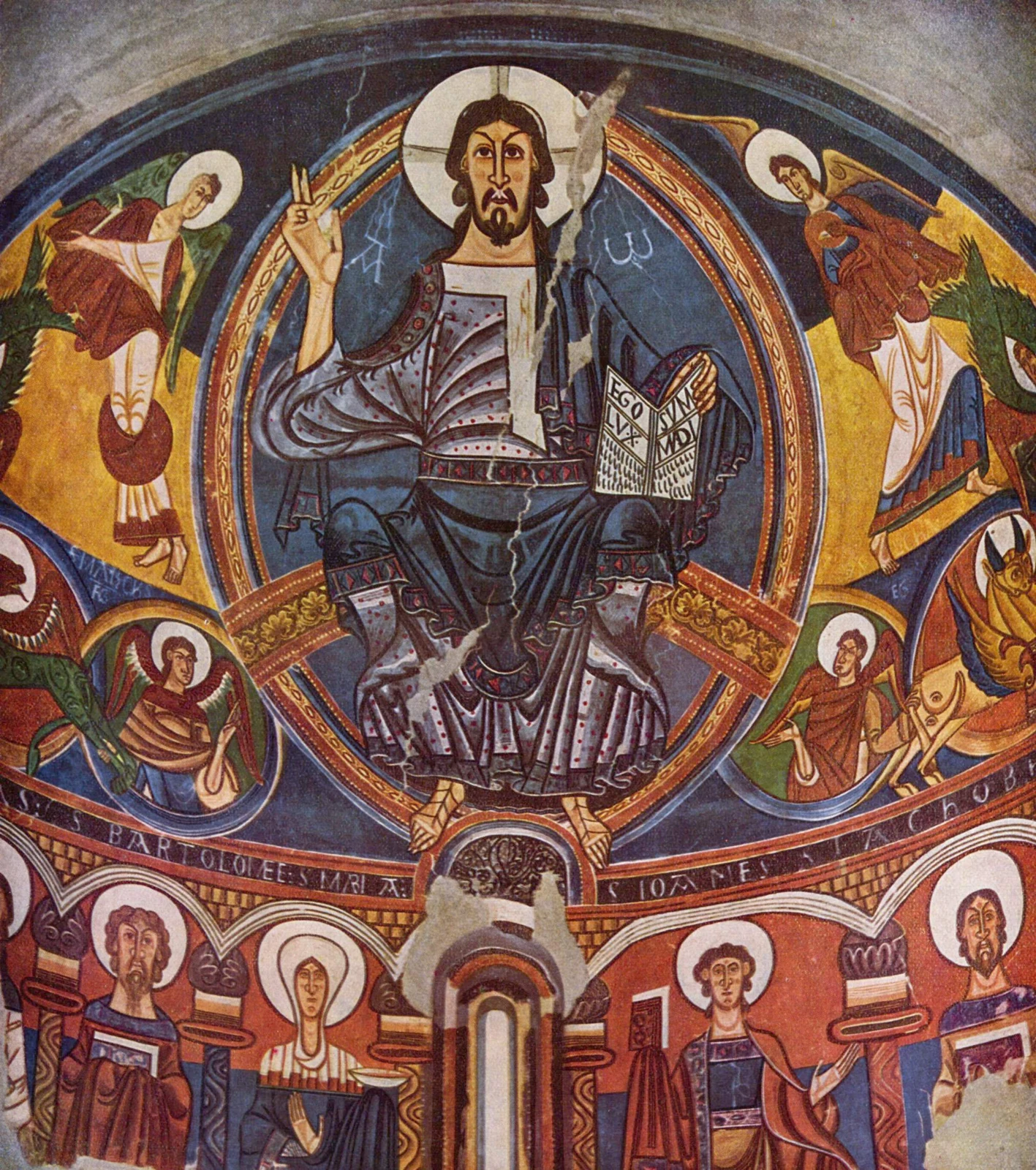 Cristo en Majestad y figuras del ábside de Sant Climent de Taüll conservado en el MNAC